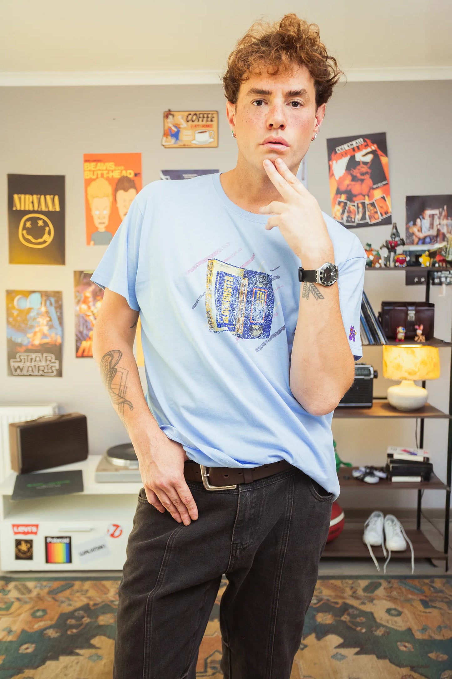 Polera Rewind Hombre - Blockbuster Celeste