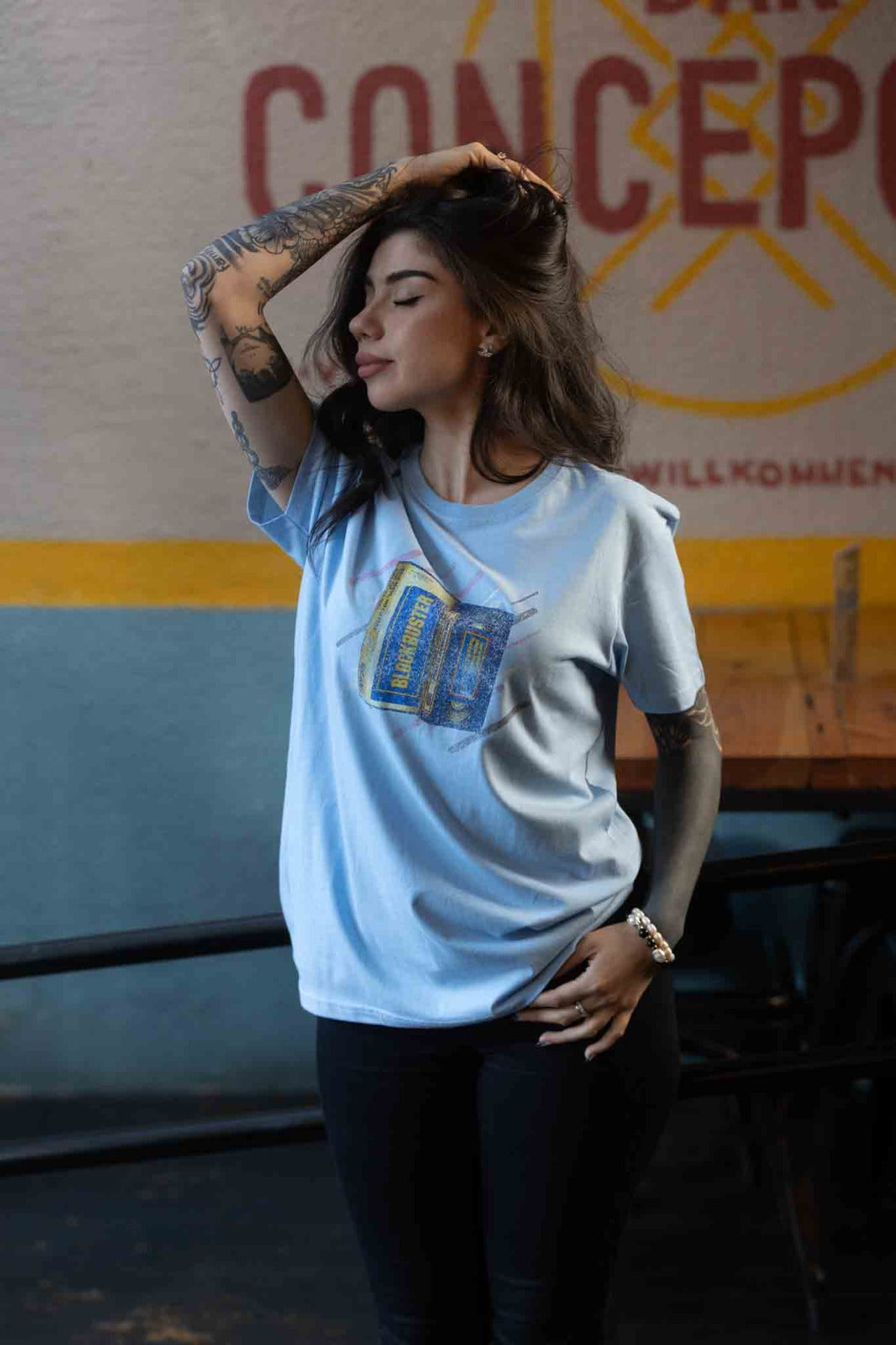 Poleras Rewind Mujer - Blockbuster Celeste